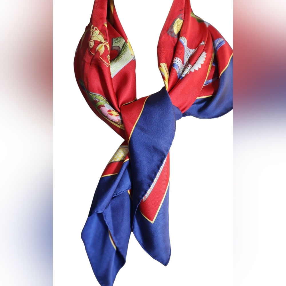 EUC Salvatore Ferragamo 💯% Silk Scarf